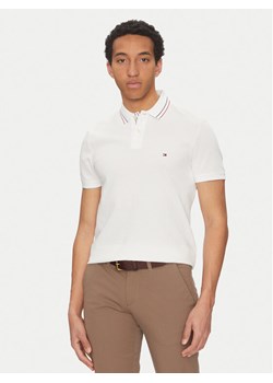 Tommy Hilfiger Polo Placket Interest MW0MW38459 Biały Regular Fit ze sklepu MODIVO w kategorii T-shirty męskie - zdjęcie 182680918
