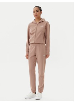 EA7 Emporio Armani Dres 7W000076 AF10443 U6097 Beżowy Regular Fit ze sklepu MODIVO w kategorii Dresy damskie - zdjęcie 182681019