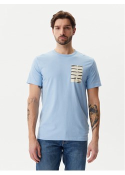 Calvin Klein Jeans T-Shirt Serif Box Graphic J30J327474 Błękitny Regular Fit ze sklepu MODIVO w kategorii T-shirty męskie - zdjęcie 182681068