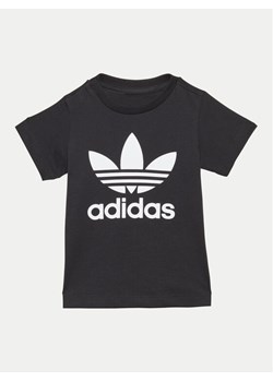 adidas T-Shirt Trefoil IX5113 Czarny Regular Fit ze sklepu MODIVO w kategorii T-shirty chłopięce - zdjęcie 182681275