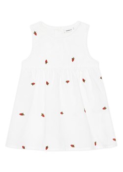 NAME IT Sukienka codzienna Derilla 13240054 Biały Regular Fit ze sklepu MODIVO w kategorii Sukienki niemowlęce - zdjęcie 182681955