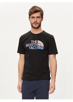 The North Face T-Shirt Mountain Line NF0A87NT Czarny Regular Fit ze sklepu MODIVO w kategorii T-shirty męskie - zdjęcie 182682016