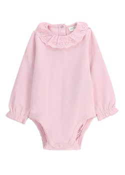 Coccodrillo Body WC5112101NGN Różowy Regular Fit ze sklepu MODIVO w kategorii Odzież dla niemowląt - zdjęcie 182682219