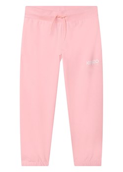 Kenzo Kids Spodnie dresowe K14255 S Różowy Regular Fit ze sklepu MODIVO w kategorii Spodnie dziewczęce - zdjęcie 182682726