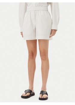Herskind Szorty materiałowe Alma 5564172 Écru Relaxed Fit ze sklepu MODIVO w kategorii Szorty - zdjęcie 182682875