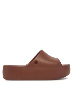 Melissa Klapki Melissa Free Platform Slide Ad 35859 Brązowy ze sklepu MODIVO w kategorii Klapki damskie - zdjęcie 182683398