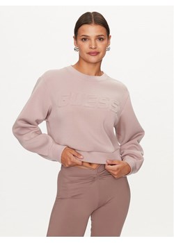 Guess Bluza V3BQ15 K7UW2 Różowy Regular Fit ze sklepu MODIVO w kategorii Bluzy damskie - zdjęcie 182683567