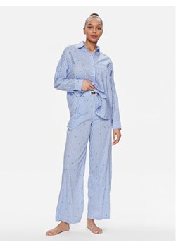 DKNY Piżama YI90008 Niebieski Regular Fit ze sklepu MODIVO w kategorii Piżamy damskie - zdjęcie 182684016