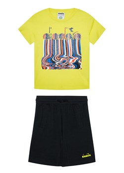 Diadora Komplet t-shirt i szorty sportowe Logo Drip 102.177131 Żółty Regular Fit ze sklepu MODIVO w kategorii Komplety chłopięce - zdjęcie 182684485
