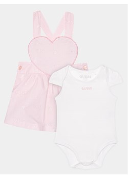 Guess Sukienka codzienna S4GG00 K6YW0 Różowy Regular Fit ze sklepu MODIVO w kategorii Komplety niemowlęce - zdjęcie 182685185