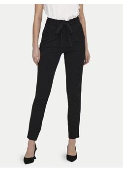 JDY Spodnie materiałowe Tanja 15205820 Czarny Regular Fit ze sklepu MODIVO w kategorii Spodnie damskie - zdjęcie 182685315