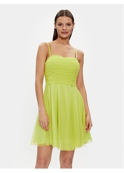Rinascimento Sukienka koktajlowa CFC0117833003 Zielony A-Line Fit ze sklepu MODIVO w kategorii Sukienki - zdjęcie 182685746