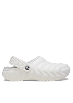 Crocs Klapki Classic Lined Overpuff Clog 210059 Biały ze sklepu MODIVO w kategorii Klapki męskie - zdjęcie 182685946