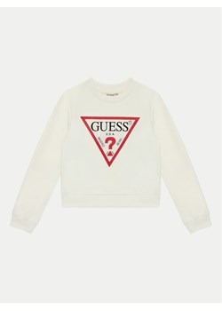 Guess Bluza J4YQ22 KA6R4 Écru Regular Fit ze sklepu MODIVO w kategorii Bluzy chłopięce - zdjęcie 182686655