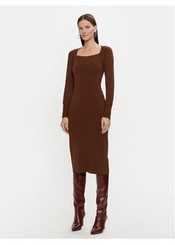 Luisa Spagnoli Sukienka dzianinowa Mandola 58510 Brązowy Regular Fit ze sklepu MODIVO w kategorii Sukienki - zdjęcie 182686697