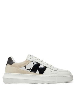 Calvin Klein Jeans Sneakersy Chunky Cupsole Nbs Sens YM0YM00996 Biały ze sklepu MODIVO w kategorii Buty sportowe męskie - zdjęcie 182687548