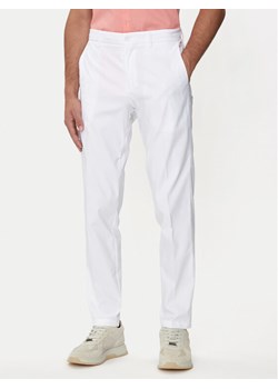 Boss Chinosy T_Phoenix 50495488 Biały Regular Fit ze sklepu MODIVO w kategorii Spodnie męskie - zdjęcie 182687649