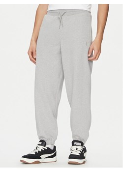 Vans Spodnie dresowe Original Standards VN000P5F Szary Loose Fit ze sklepu MODIVO w kategorii Spodnie męskie - zdjęcie 182688118