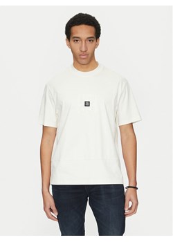 HUGO T-Shirt Debostac 50535499 Écru Relaxed Fit - id: 0000304635168 - marki Hugo Boss - 182688936 HUGO T-Shirt Debostac 50535499 Écru Relaxed Fit ze sklepu MODIVO w kategorii T-shirty męskie - zdjęcie 182688936