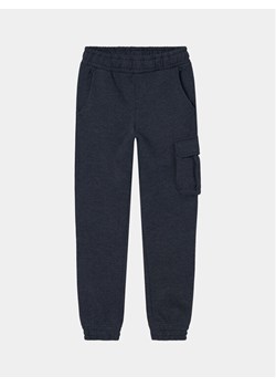 NAME IT Spodnie dresowe Varonto 13225029 Niebieski Regular Fit ze sklepu MODIVO w kategorii Spodnie chłopięce - zdjęcie 182691617