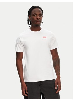 Hunter T-Shirt Raasay Graphic HARM0034251 Biały Regular Fit ze sklepu MODIVO w kategorii T-shirty męskie - zdjęcie 182691938