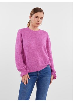 YAS Sweter 26030706 Różowy Regular Fit ze sklepu MODIVO w kategorii Swetry damskie - zdjęcie 182693616