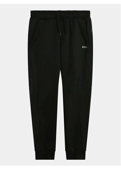 Boss Spodnie dresowe J50755 S Czarny Regular Fit ze sklepu MODIVO w kategorii Spodnie chłopięce - zdjęcie 182693926