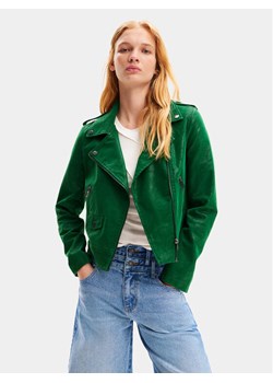 Desigual Kurtka z imitacji skóry Harry 24SWEW05 Zielony Regular Fit - id: 0000303776077 - marki Desigual - 182694496 Desigual Kurtka z imitacji skóry Harry 24SWEW05 Zielony Regular Fit ze sklepu MODIVO w kategorii Kurtki damskie - zdjęcie 182694496