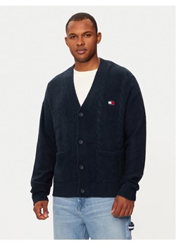 Tommy Jeans Kardigan DM0DM19441 Granatowy Boxy Fit ze sklepu MODIVO w kategorii Swetry męskie - zdjęcie 182694775