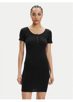 Pieces Sukienka codzienna Kitte 17146324 Czarny Slim Fit ze sklepu MODIVO w kategorii Sukienki - zdjęcie 182694887