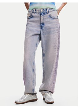Desigual Jeansy Cara 24WWDD92 Niebieski Straight Fit ze sklepu MODIVO w kategorii Jeansy damskie - zdjęcie 182695277