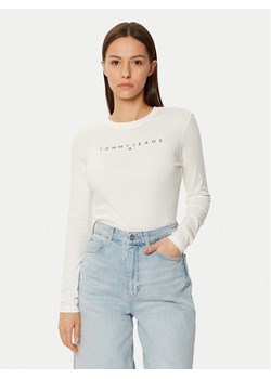 Tommy Jeans Bluzka DW0DW19434 Écru Slim Fit ze sklepu MODIVO w kategorii Bluzki damskie - zdjęcie 182695339