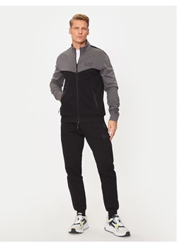 EA7 Emporio Armani Dres 6DPV60 PJVTZ 1200 Czarny Regular Fit ze sklepu MODIVO w kategorii Dresy męskie - zdjęcie 182695396