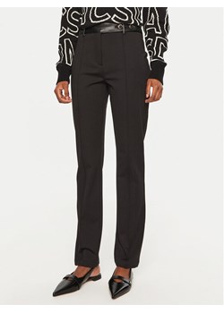 Lola Casademunt by Maite Spodnie materiałowe MF2414004 00N Czarny Regular Fit ze sklepu MODIVO w kategorii Spodnie damskie - zdjęcie 182696408