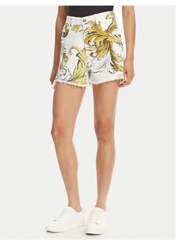 Versace Jeans Couture Szorty jeansowe 78HAD51B Biały Straight Fit ze sklepu MODIVO w kategorii Szorty - zdjęcie 182697178