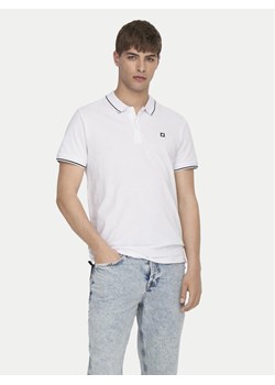 Only & Sons Polo Fletcher 22024827 Biały Regular Fit ze sklepu MODIVO w kategorii T-shirty męskie - zdjęcie 182698038
