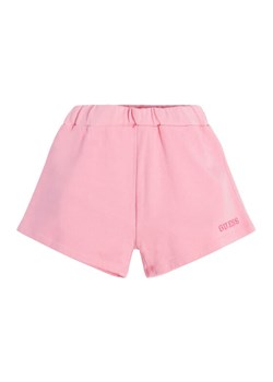 Guess Szorty materiałowe K3GD11 KA6R3 Różowy Regular Fit ze sklepu MODIVO w kategorii Spodenki dziewczęce - zdjęcie 182698549
