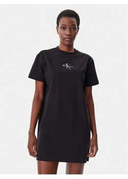 Calvin Klein Jeans Sukienka codzienna Gradient Monologo J20J225273 Czarny Relaxed Fit ze sklepu MODIVO w kategorii Sukienki - zdjęcie 182698739
