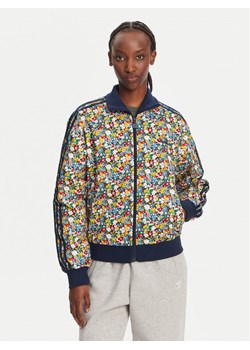 adidas Bluza Liberty London Floral JC7775 Kolorowy Regular Fit ze sklepu MODIVO w kategorii Bluzy damskie - zdjęcie 182699899