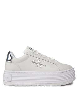 Calvin Klein Jeans Sneakersy YW0YW01457 Biały ze sklepu MODIVO w kategorii Trampki damskie - zdjęcie 182699945