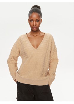 Pinko Sweter Barbone 101581 A117 Beżowy Relaxed Fit - id: 0000304108259 - marki Pinko - 182699977 Pinko Sweter Barbone 101581 A117 Beżowy Relaxed Fit ze sklepu MODIVO w kategorii Swetry damskie - zdjęcie 182699977