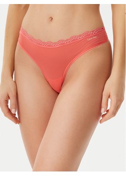 Calvin Klein Underwear Stringi LV00QD5270 Różowy ze sklepu MODIVO w kategorii Majtki damskie - zdjęcie 182700356