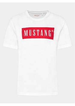 Mustang T-Shirt 1014749 Biały Regular Fit ze sklepu MODIVO w kategorii T-shirty męskie - zdjęcie 182700416
