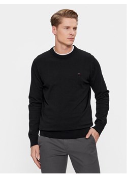 Tommy Hilfiger Sweter MW0MW30955 Czarny Regular Fit ze sklepu MODIVO w kategorii Swetry męskie - zdjęcie 182700419