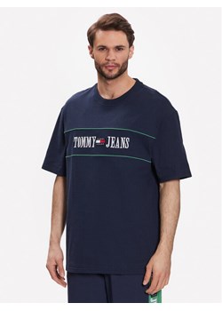 Tommy Jeans T-Shirt Skate Archive DM0DM16309 Granatowy Relaxed Fit ze sklepu MODIVO w kategorii T-shirty męskie - zdjęcie 182700446