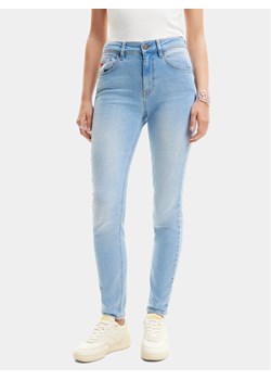 Desigual Jeansy Delaware 24SWDD26 Błękitny Slim Fit ze sklepu MODIVO w kategorii Jeansy damskie - zdjęcie 182701086