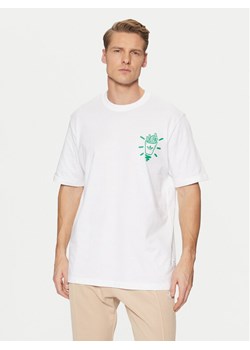 adidas T-Shirt Street B JD0677 Biały Loose Fit ze sklepu MODIVO w kategorii T-shirty męskie - zdjęcie 182701125