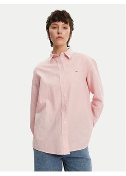 Tommy Jeans Koszula DW0DW20292 Różowy Relaxed Fit ze sklepu MODIVO w kategorii Koszule damskie - zdjęcie 182701176