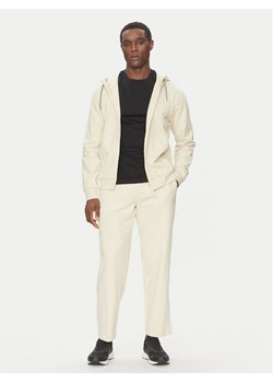 EA7 Emporio Armani Dres 7M000236 AF13512 U1079 Écru Regular Fit ze sklepu MODIVO w kategorii Dresy męskie - zdjęcie 182702278