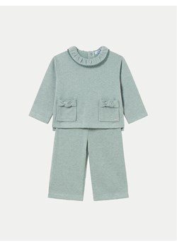 Mayoral Komplet sweter i spodnie materiałowe 2550 Zielony Regular Fit ze sklepu MODIVO w kategorii Komplety niemowlęce - zdjęcie 182702996